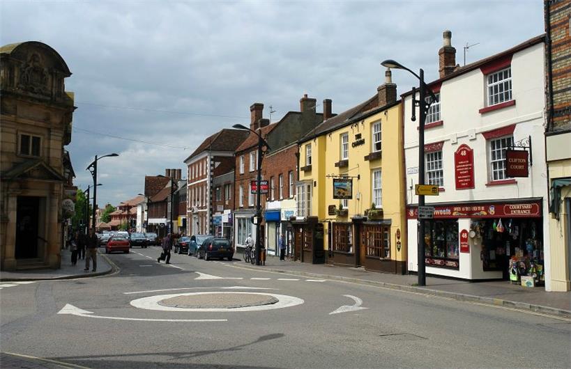 Newport Pagnell Area Guide UK Houser