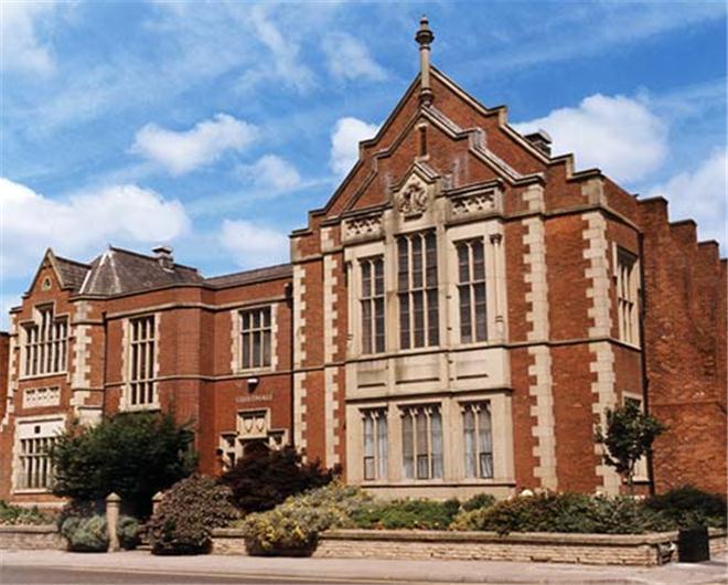 Stockport Area Guide UK Houser