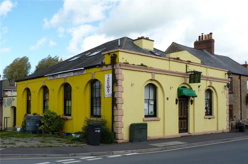 Crewkerne Area Guide UK Houser