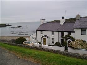 Cemaes Bay