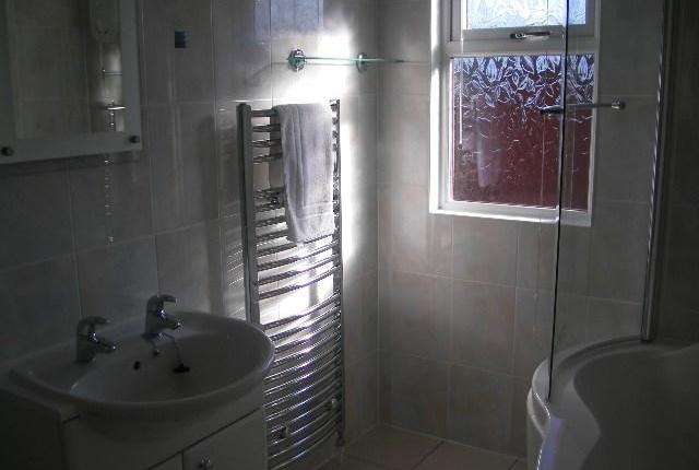  Image of 3 Bedroom Lodge  To Rent at Donkey Lane Whitsand Bay, Millbrook PL10