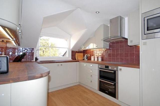  Image of 2 Bedroom Flat  To Rent at Lypiatt Terrace, Cheltenham GL50