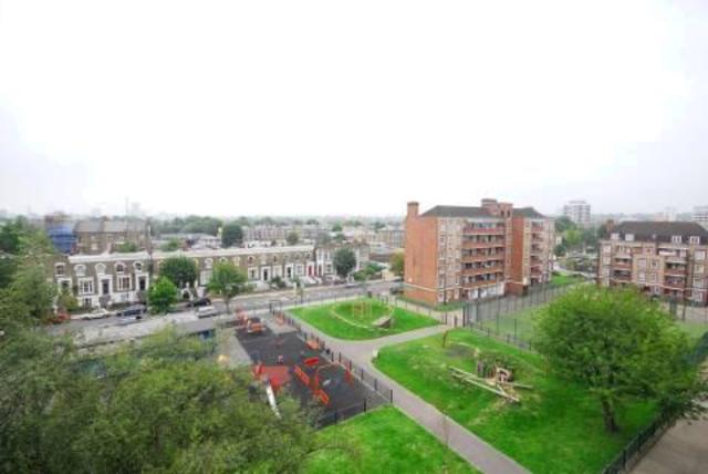  Image of 3 Bedroom Flat  To Rent at Greatfield House, Peckwater Street, London NW5