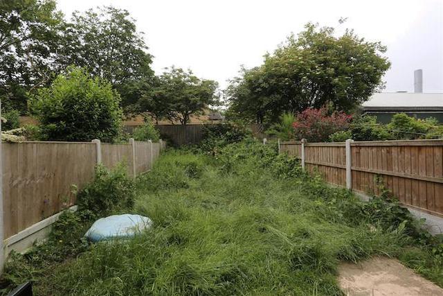  Image of 3 Bedroom Terraced  For Sale at Ravenswood Road, Walthamstow, London E17