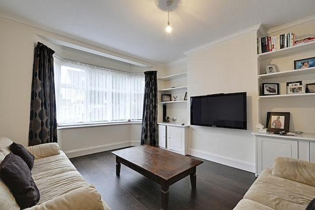  Image of 5 Bedroom Property  To Rent at Lillian Avenue, Acton W3