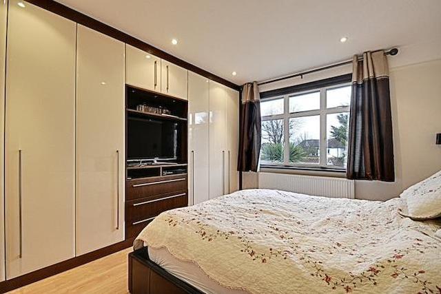  Image of 5 Bedroom Property  To Rent at Lillian Avenue, Acton W3