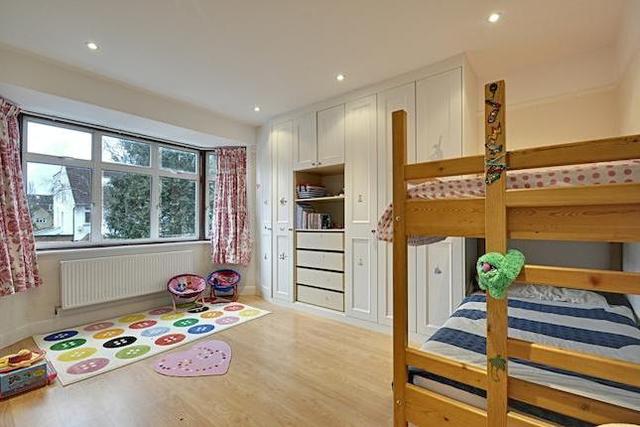  Image of 5 Bedroom Property  To Rent at Lillian Avenue, Acton W3