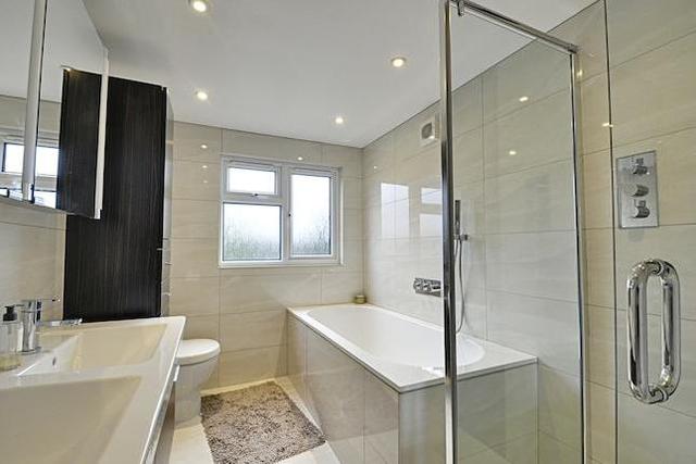  Image of 5 Bedroom Property  To Rent at Lillian Avenue, Acton W3
