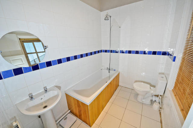  Image of 1 Bedroom Room  To Rent at St Johns, Worcester WR2