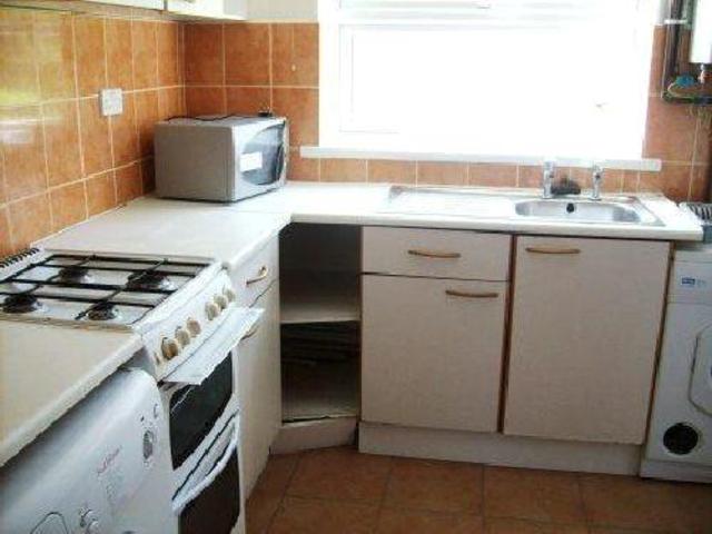  Image of 3 Bedroom   To Rent at Roman Way, Edgbaston, West Midlands B15