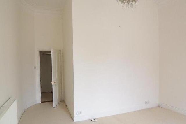  Image of 1 Bedroom Flat  To Rent at Vine Court Road, Sevenoaks TN13