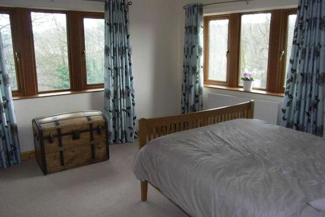  Image of 3 Bedroom   To Rent at Hanson Lane, Lockwood, Huddersfield HD1