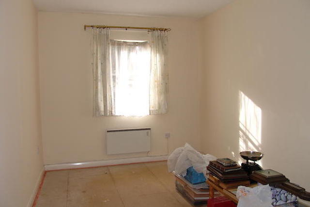  Image of 2 Bedroom Flat  For Sale at Summerlays Court, Bath, BA2