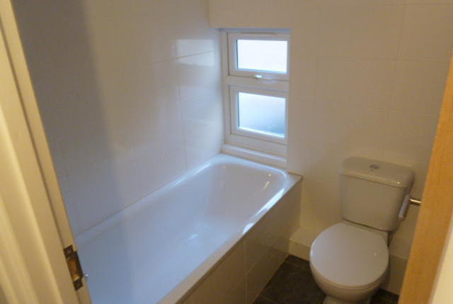  Image of 2 Bedroom Flat  To Rent at Birkbeck Road, Tottenham N17