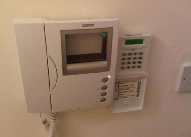  Image of 2 Bedroom Flat  To Rent at Cross Yards, Mabs Gate, Standishgate, Wigan WN1
