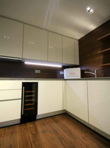  Image of 2 Bedroom Flat  To Rent at Devan Grove, Hackney N4