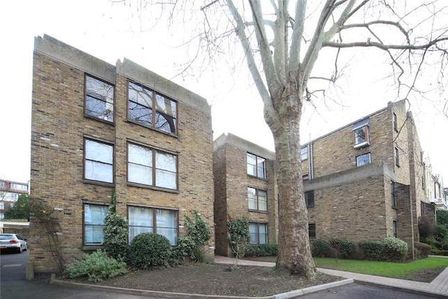  Image of 2 Bedroom Flat  To Rent at The Chase, Clapham, London SW4