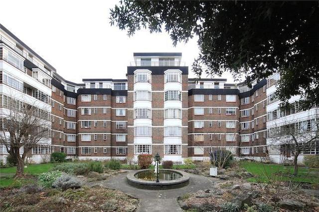 Flat for rent in Nightingale Lane, London, SW12 2 bedroom