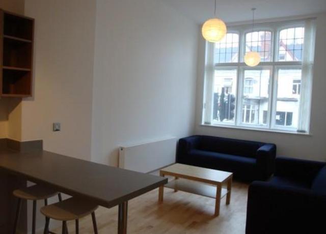  Image of 2 Bedroom Flat  To Rent at Aprt 1, Dain Court, Bristol Road, Birmingham B29