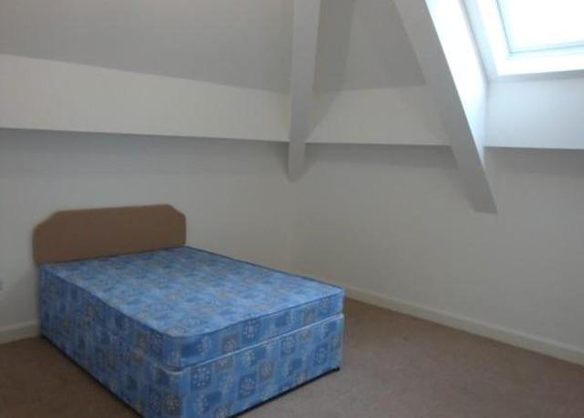  Image of 2 Bedroom Flat  To Rent at Aprt 1, Dain Court, Bristol Road, Birmingham B29