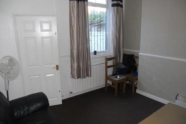  Image of 2 Bedroom Terraced  To Rent at Errol Street, Middlesbrough TS1