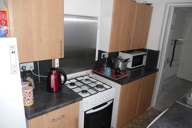  Image of 2 Bedroom Terraced  To Rent at Errol Street, Middlesbrough TS1