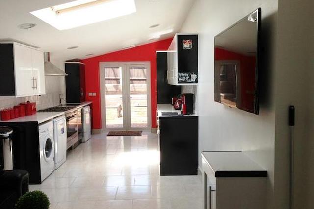  Image of 6 Bedroom Property  To Rent at 28 Exeter Road, Selly Oak, Birmingham B29
