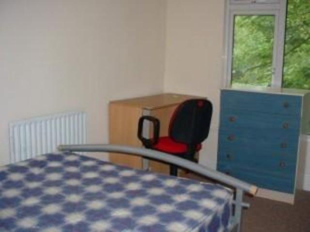  Image of 6 Bedroom   To Rent at Hallewell Road, Edgbaston, Birmingham B16