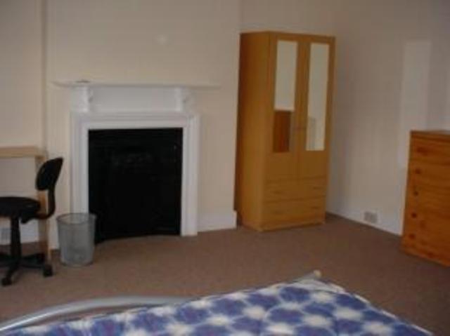  Image of 6 Bedroom   To Rent at Hallewell Road, Edgbaston, Birmingham B16