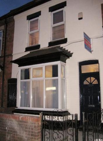  Image of 7 Bedroom Property  To Rent at 1228 Pershore Road, Birmingham B30