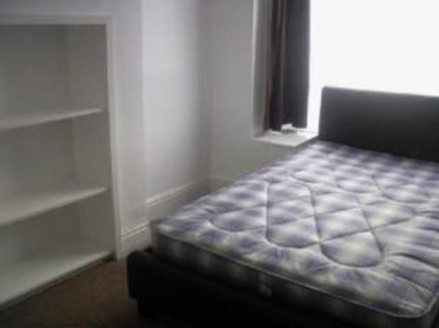  Image of 1 Bedroom Room  To Rent at 89 Warwards Lane, Room2, Birmingham B29