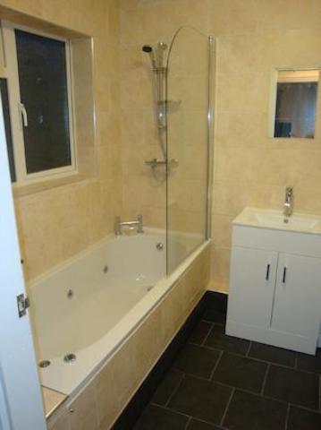  Image of 1 Bedroom Room  To Rent at 1232 Pershore Road, Room 6, Birmingham B30