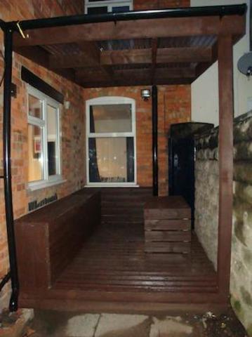  Image of 1 Bedroom Room  To Rent at 1232 Pershore Road, Room 6, Birmingham B30