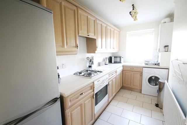  Image of 1 Bedroom Flat  To Rent at Glamis Place, Wapping E1W