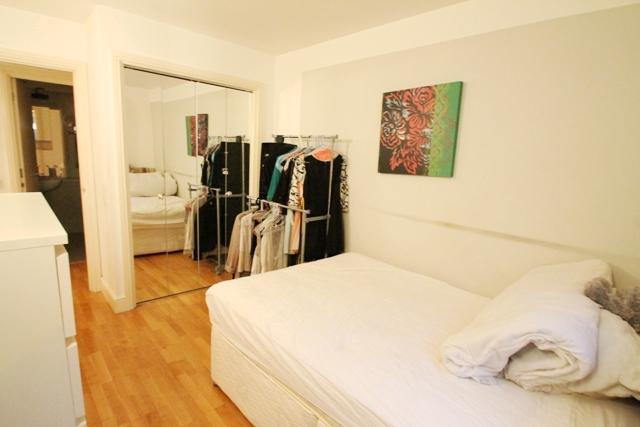  Image of 1 Bedroom Flat  To Rent at Plumbers Row, Aldgate E1