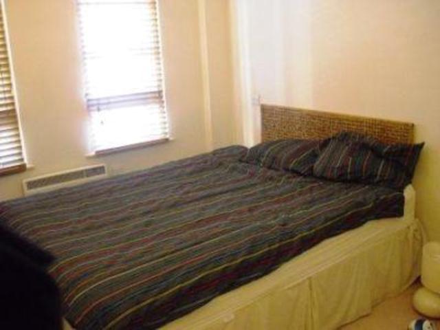  Image of 1 Bedroom Flat  To Rent at Odeon Parade, London Road, Isleworth TW7