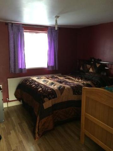  Image of 2 Bedroom Flat  To Rent at Manaton Crescent, Middlesex UB1