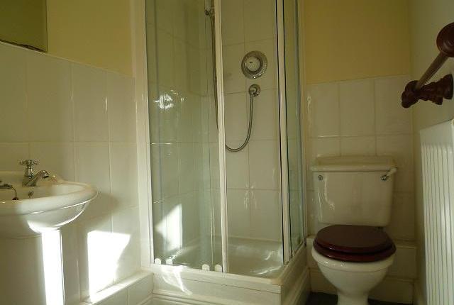  Image of 2 Bedroom Flat  To Rent at Upper Stables, Parkfield Way, Haywards Heath RH16
