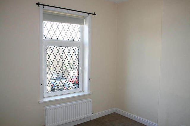 Image of 2 Bedroom Terraced  To Rent at 4 Lower East Ave, Barnoldswick BB18