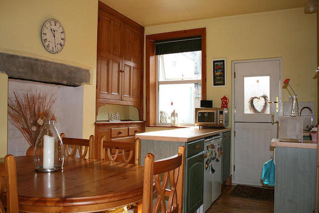  Image of 3 Bedroom End Of Terrace  To Rent at 8 Record Street, Barnoldswick BB18