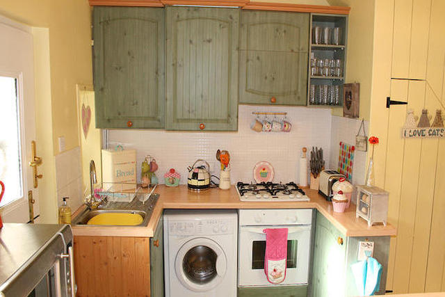  Image of 3 Bedroom End Of Terrace  To Rent at 8 Record Street, Barnoldswick BB18