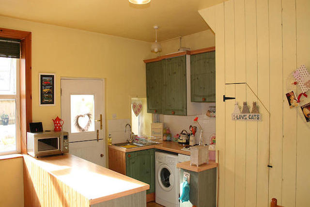  Image of 3 Bedroom End Of Terrace  To Rent at 8 Record Street, Barnoldswick BB18