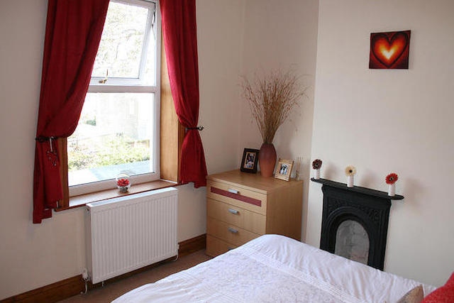  Image of 3 Bedroom End Of Terrace  To Rent at 8 Record Street, Barnoldswick BB18