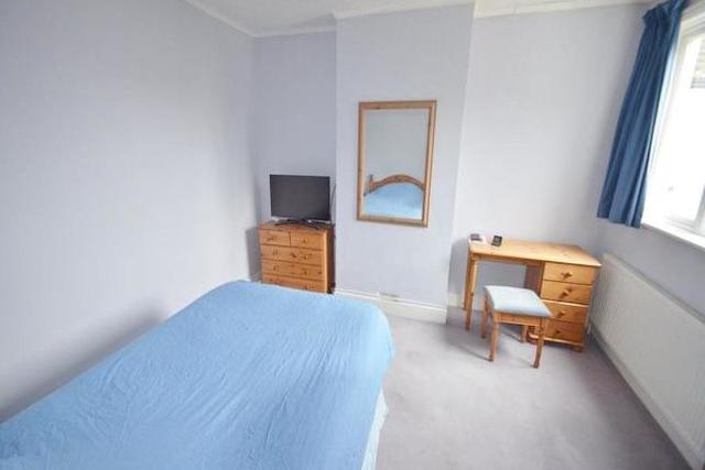  Image of 3 Bedroom   For Sale at Coombe Gardens, New Malden KT3