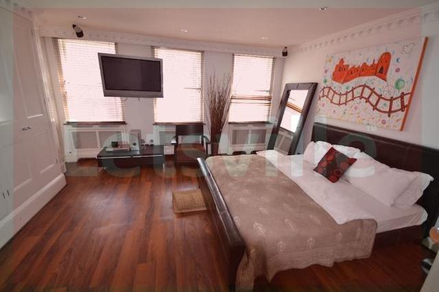  Image of 5 Bedroom Terraced  To Rent at York Street Chambers, York Street, London W1H