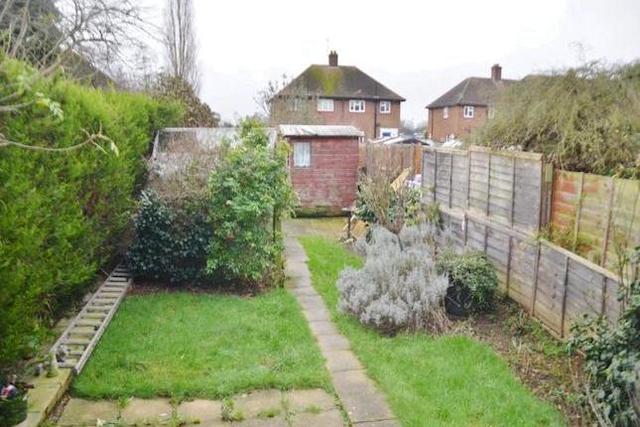  Image of 3 Bedroom Property  For Sale at Bishops Way, Egham TW20