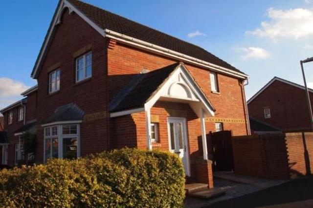 Image of 3 Bedroom Property  To Rent at Eaton Crescent, Taunton, Somerset TA2