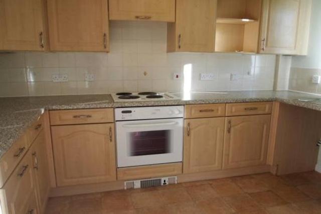  Image of 3 Bedroom Property  To Rent at Eaton Crescent, Taunton, Somerset TA2