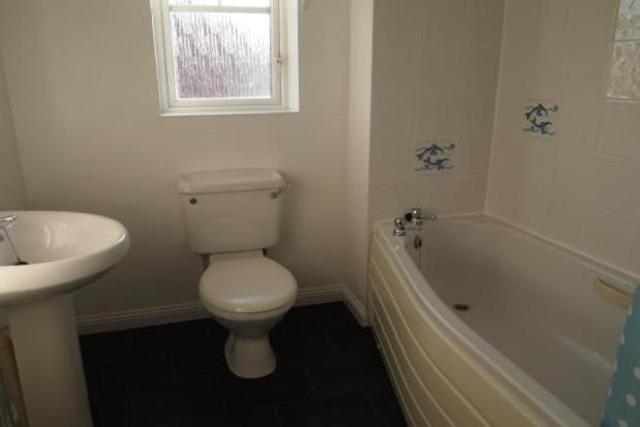 Image of 3 Bedroom Property  To Rent at Eaton Crescent, Taunton, Somerset TA2