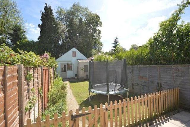  Image of 4 Bedroom Property  To Rent at Manor Way, Banstead SM7
